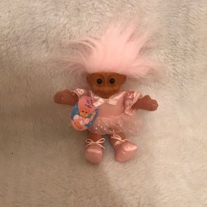 bnwt troll doll